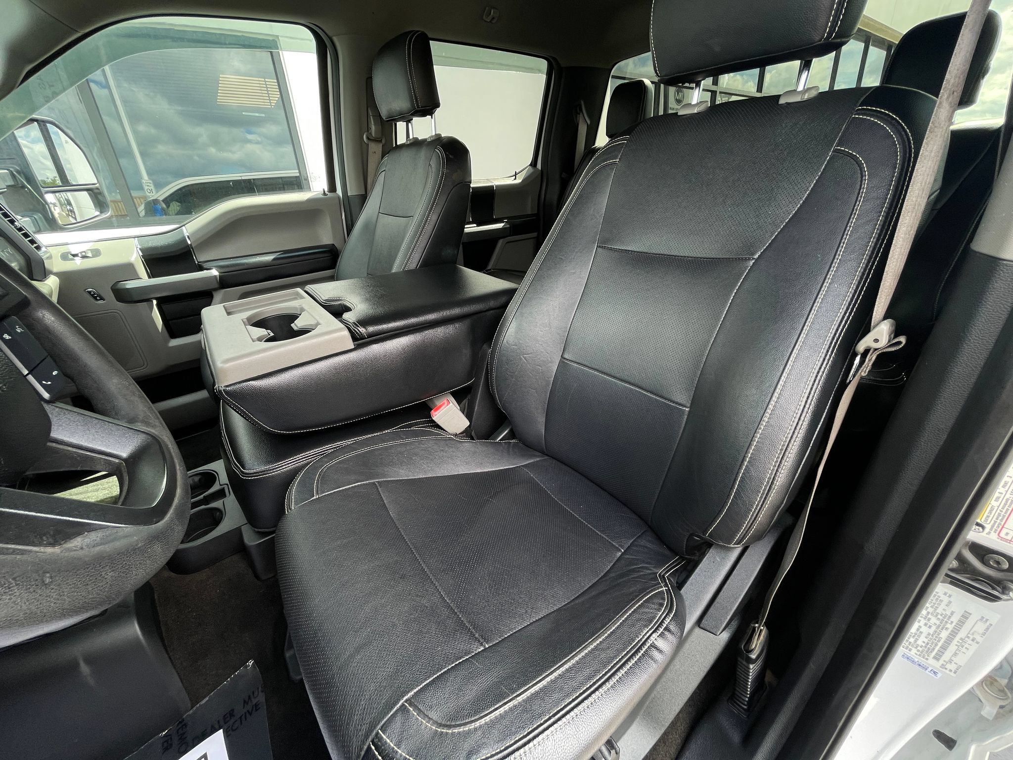 Used 2017 Ford F250 XLT AWD/4WD image 10