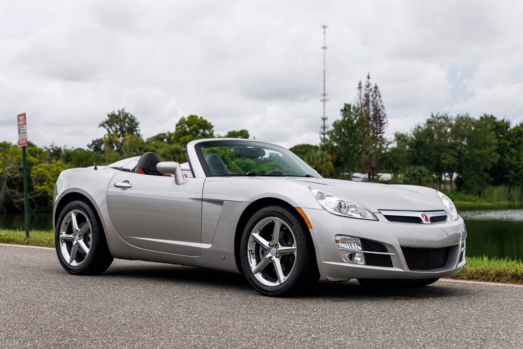 Used 2008 Saturn Sky RWD image 15