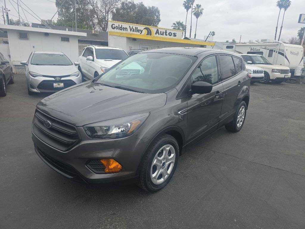 Used 2018 Ford Escape S FWD image 4