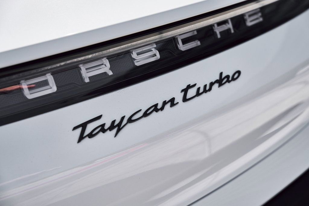 Used 2020 Porsche Taycan Turbo AWD/4WD image 11