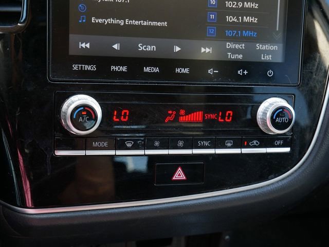 Used 2020 Mitsubishi Outlander GT AWD/4WD image 22