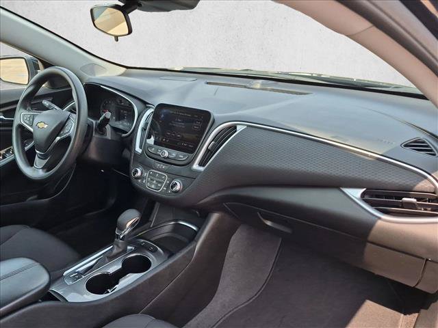Used 2025 Chevrolet Malibu LT FWD image 22