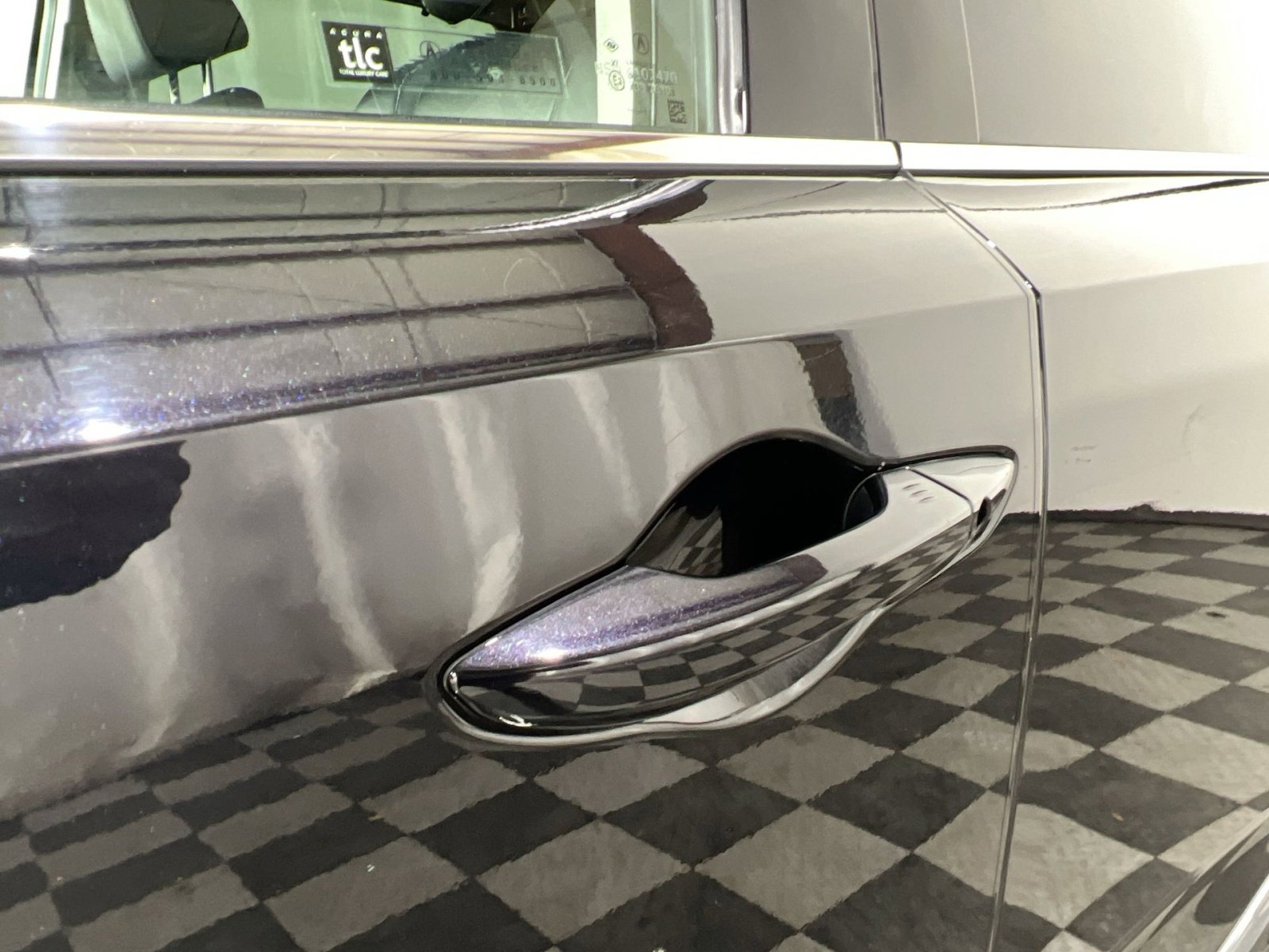 Used 2023 Acura MDX SH-AWD w/ Technology Package image 12