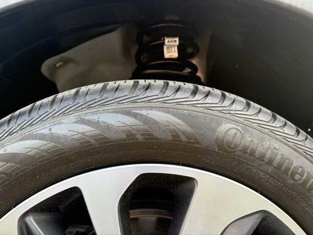 Certified 2022 Buick Encore Preferred w/ Safety Package image 12