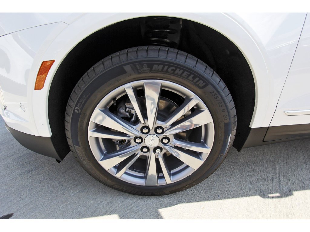 Certified 2026 Cadillac XT5 Premium Luxury w/ Driver Assist Package FWD image 32