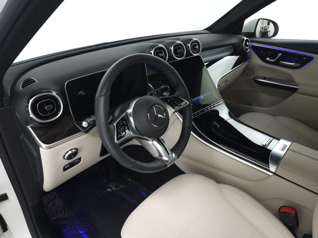 Certified 2026 Mercedes-Benz GLC 300 4MATIC image 8