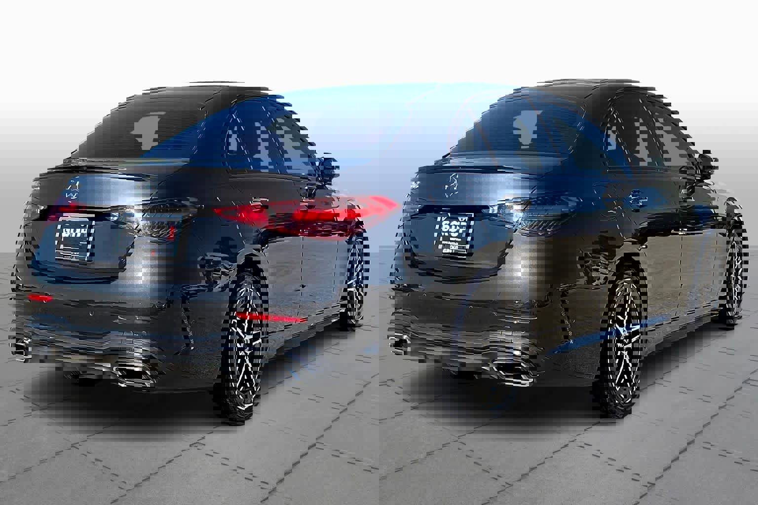 Used 2023 Mercedes-Benz C 300 Sedan image 12