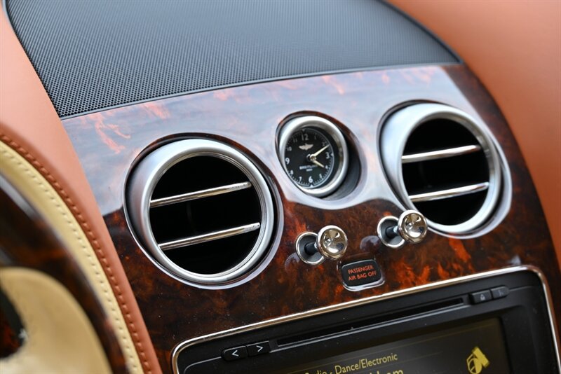 Used 2016 Bentley Flying Spur W12 AWD/4WD image 52