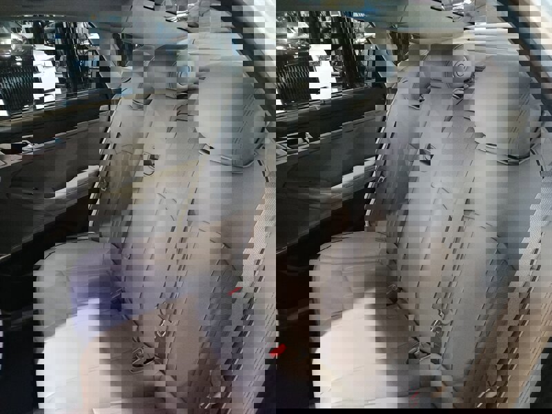 Used 2018 Genesis G80 3.8 w/ Option Group 03 image 29