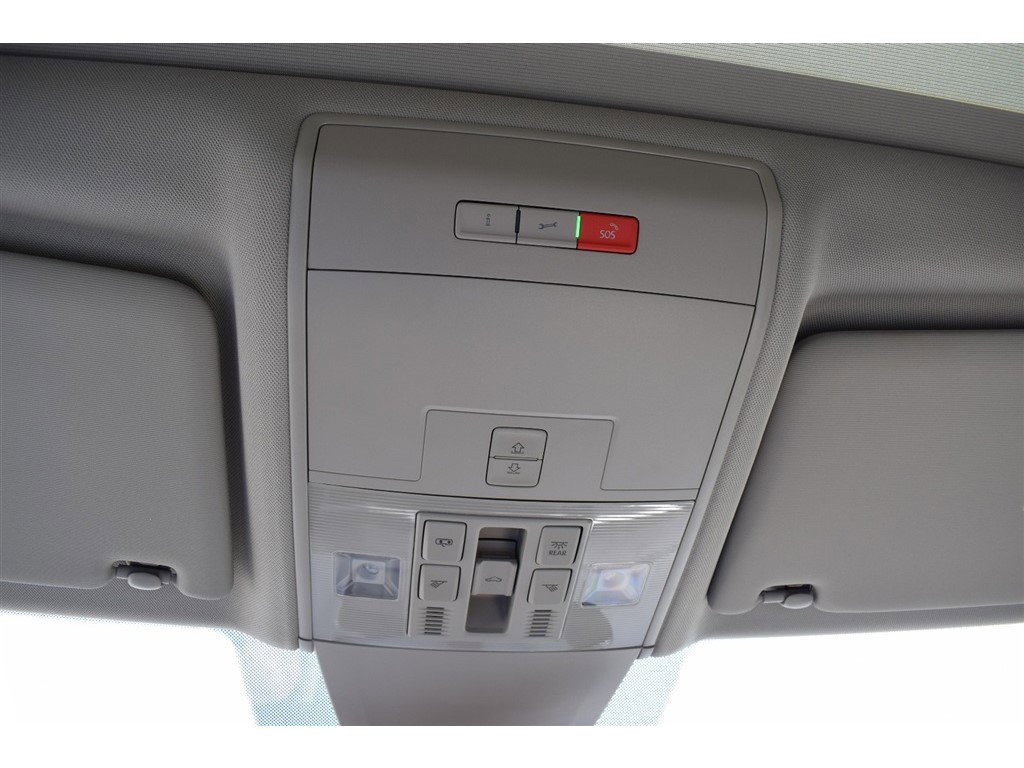 Used 2021 Volkswagen Atlas SEL Premium image 42