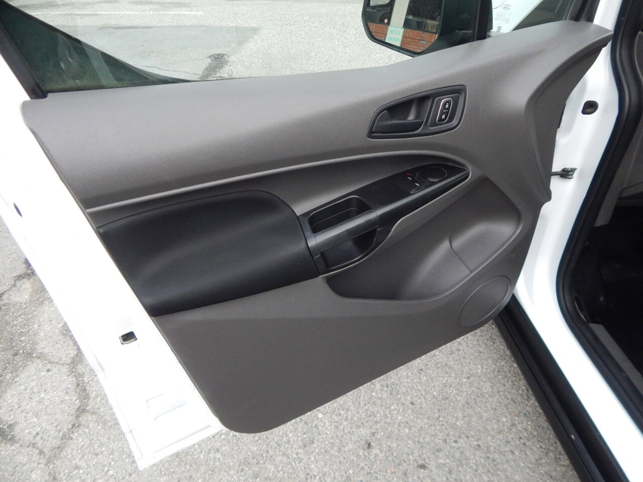 Used 2020 Ford Transit Connect XL image 20