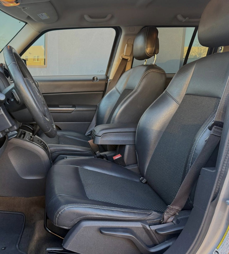 Used 2016 Jeep Patriot Sport w/ Power Value Group FWD image 16
