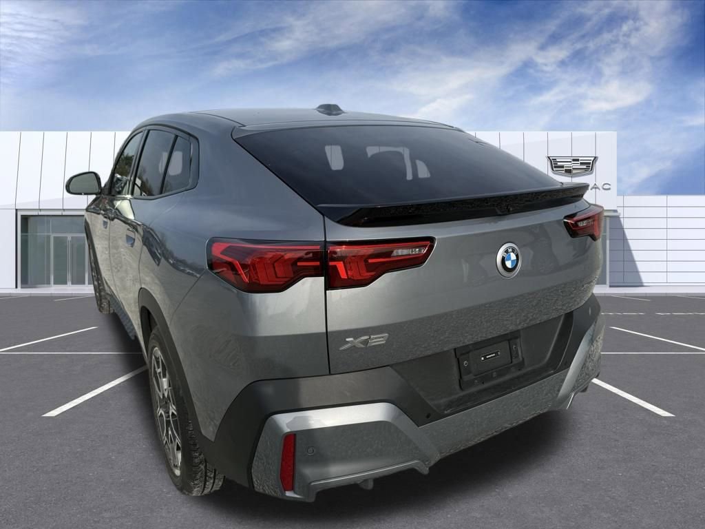 Used 2025 BMW X2 xDrive28i image 11