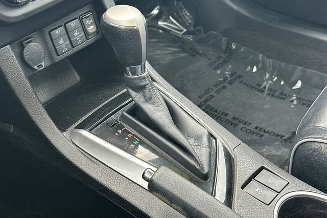Used 2015 Toyota Corolla S Premium FWD image 23