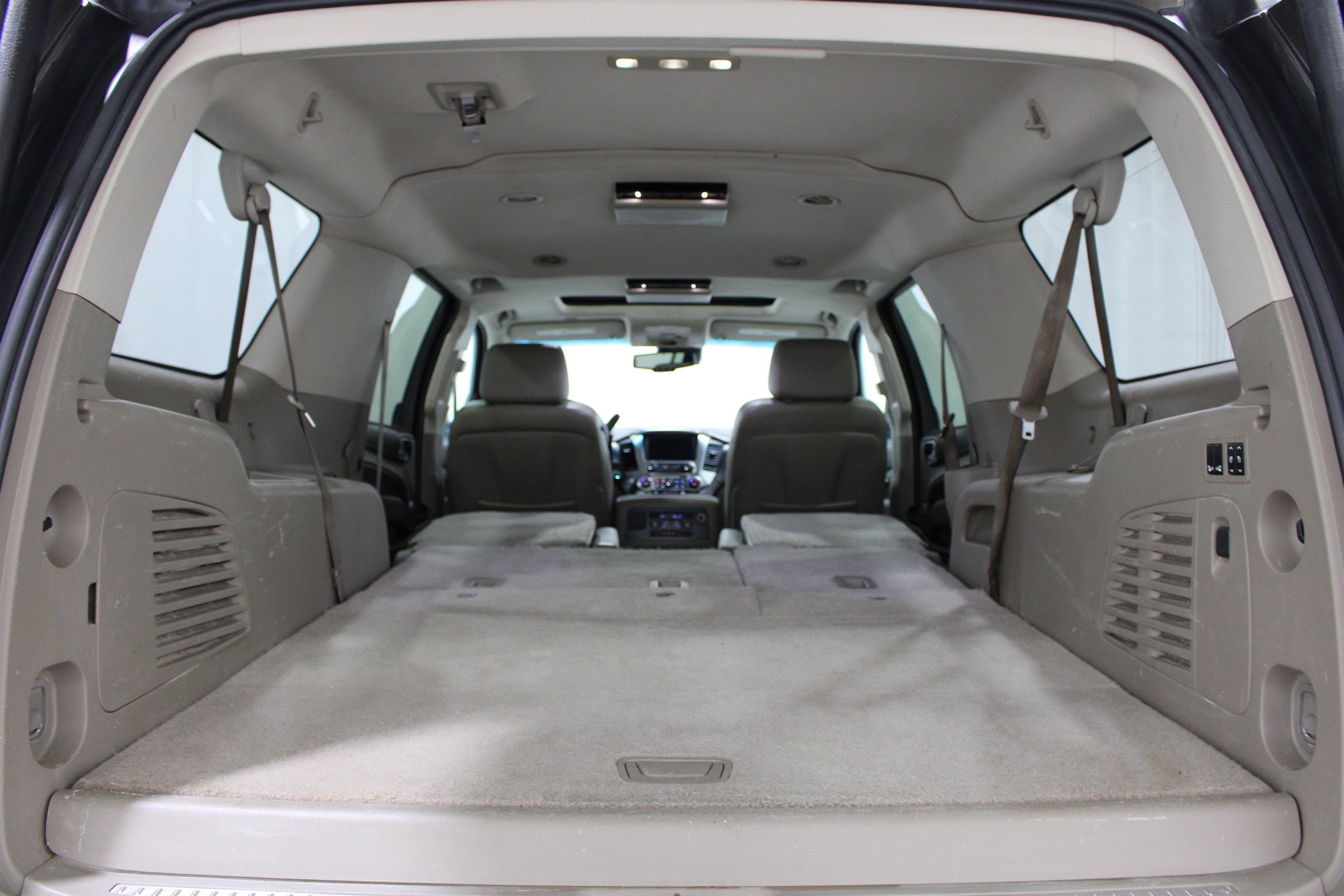 Used 2015 Chevrolet Suburban LT AWD/4WD image 22