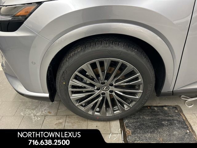 New 2026 Lexus RX 450h AWD image 5