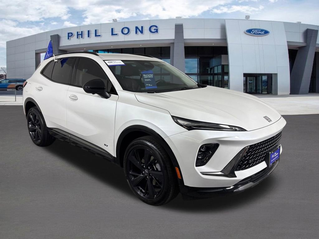 Used 2025 Buick Envision Sport Touring image 7