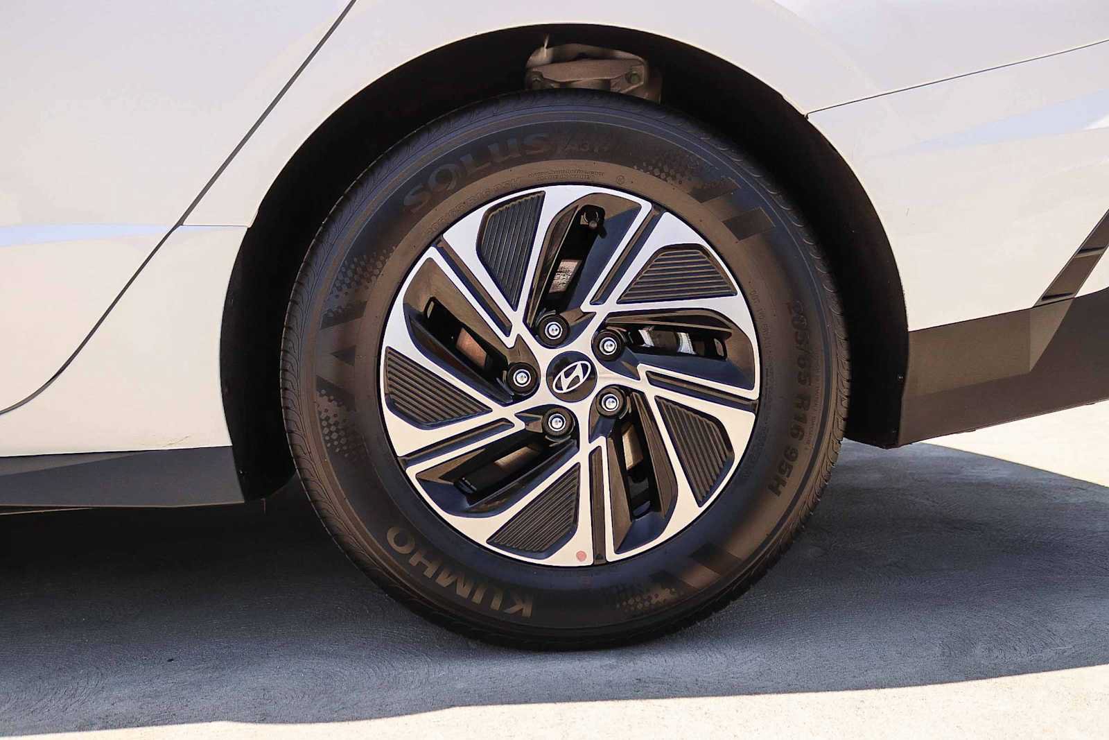 Used 2026 Hyundai Sonata Blue FWD image 10