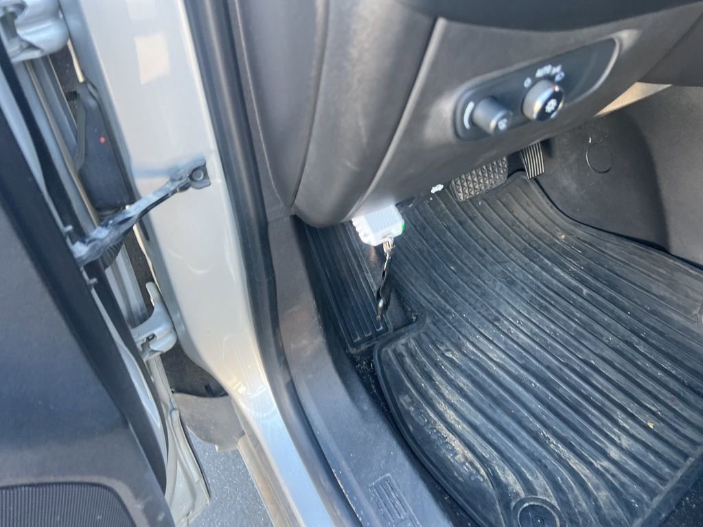 Used 2021 Chevrolet Equinox LS w/ LS Convenience Package image 19