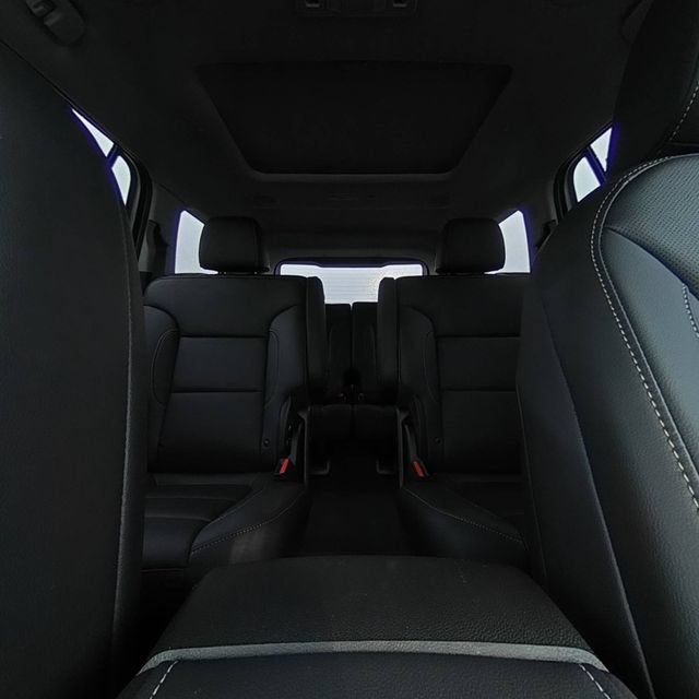 Used 2023 GMC Acadia SLT FWD image 18