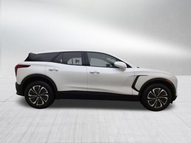 Used 2024 Chevrolet Blazer EV LT AWD/4WD image 4