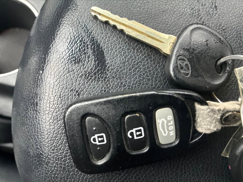 Used 2012 Hyundai Elantra GLS w/ Preferred Pkg 3 image 26