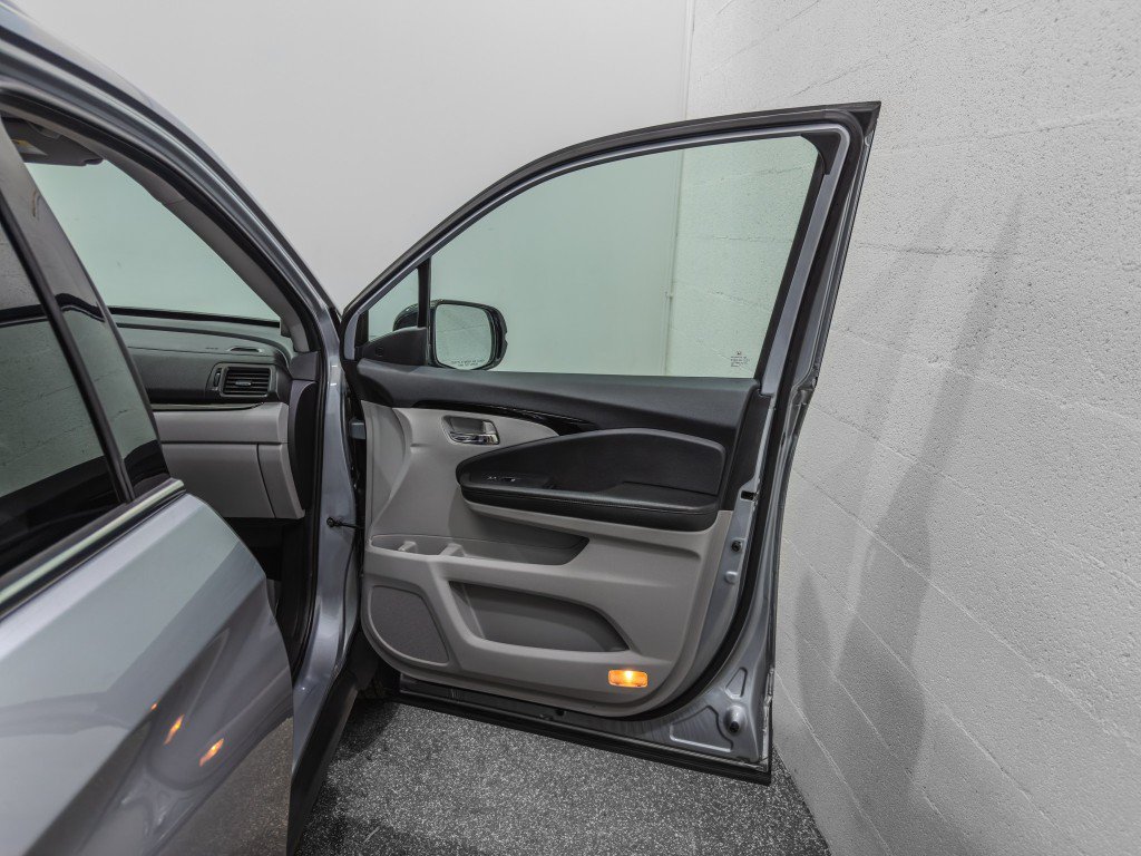 Used 2022 Honda Pilot Touring image 25