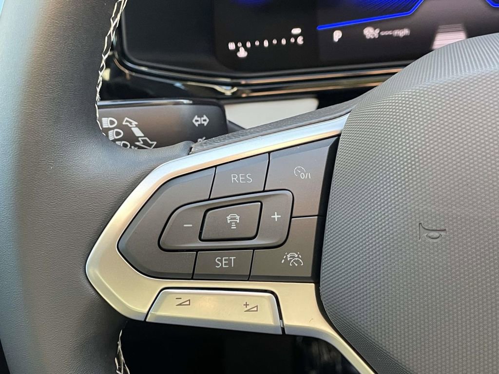 New 2026 Volkswagen Taos S FWD image 18