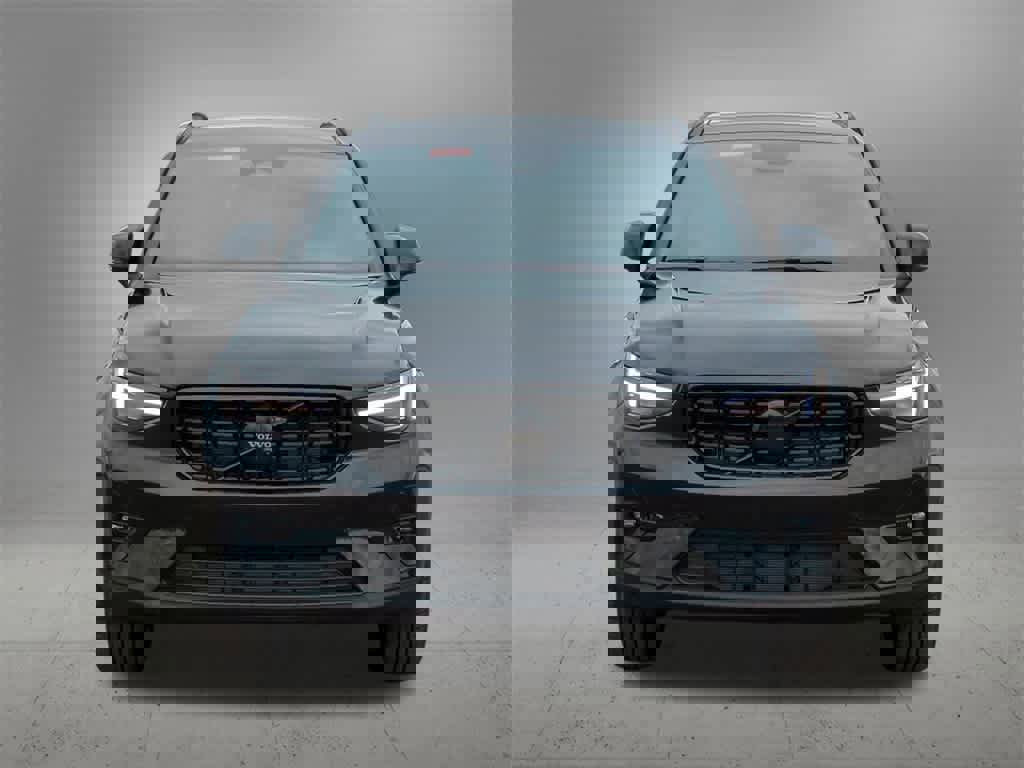 New 2026 Volvo XC40 B5 Ultra w/ Protection Package Premier image 9