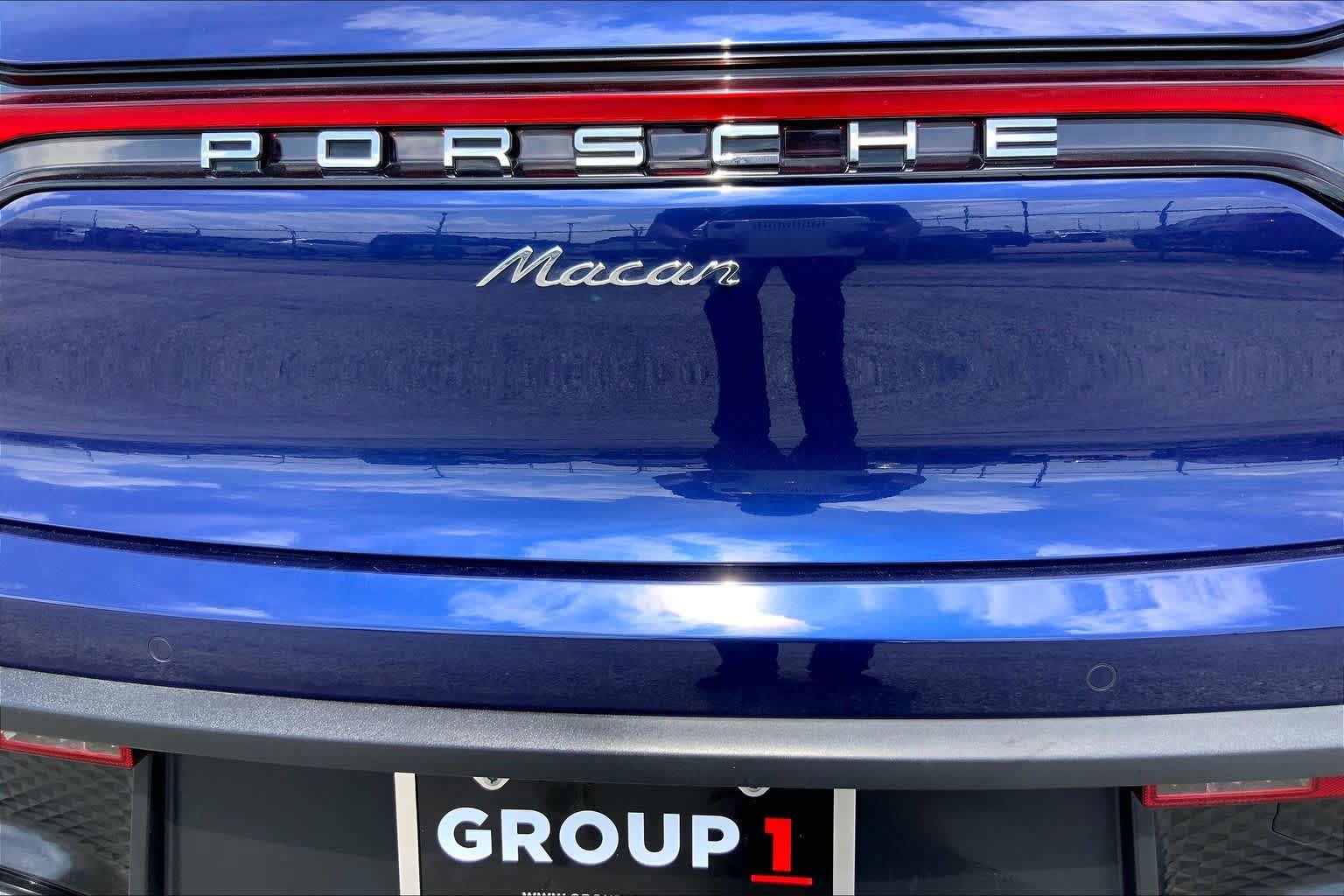 Used 2023 Porsche Macan Turbo AWD/4WD image 14