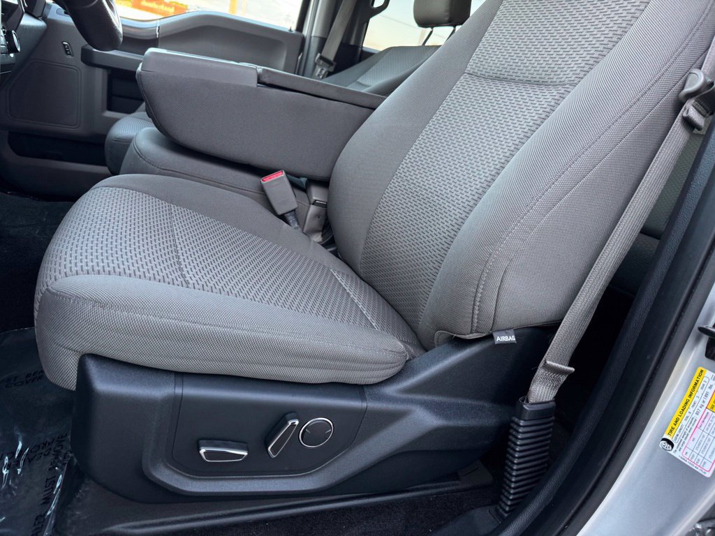 Used 2015 Ford F150 XLT w/ Equipment Group 302A Luxury AWD/4WD image 6