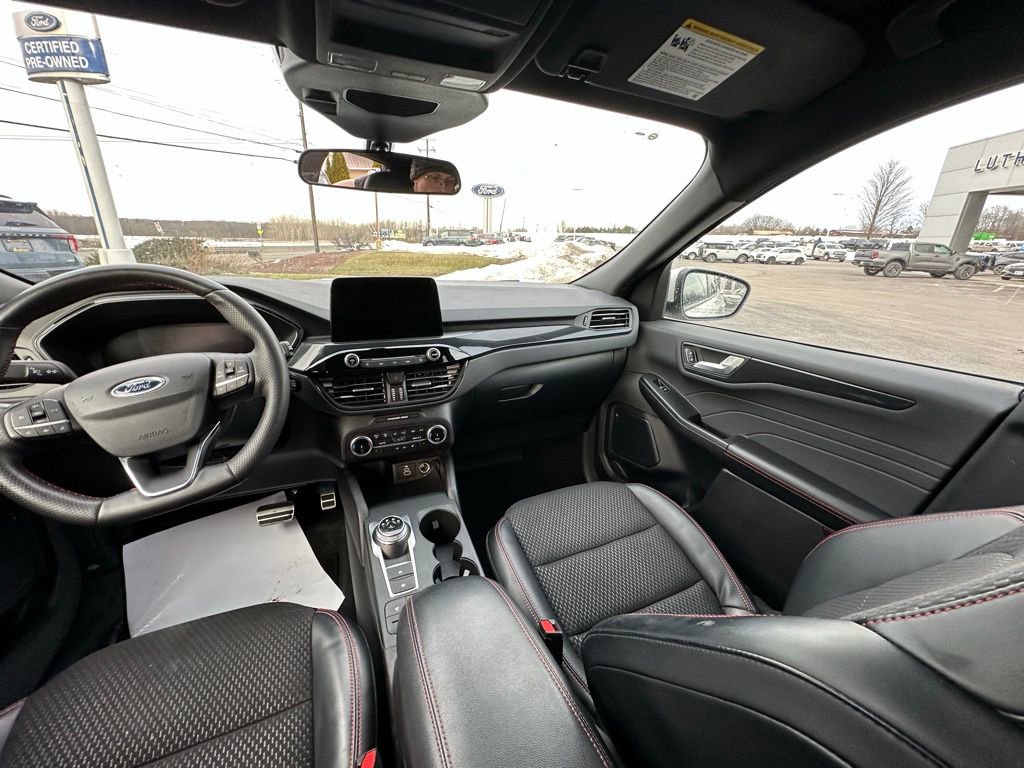 Used 2024 Ford Escape ST-Line Select image 16