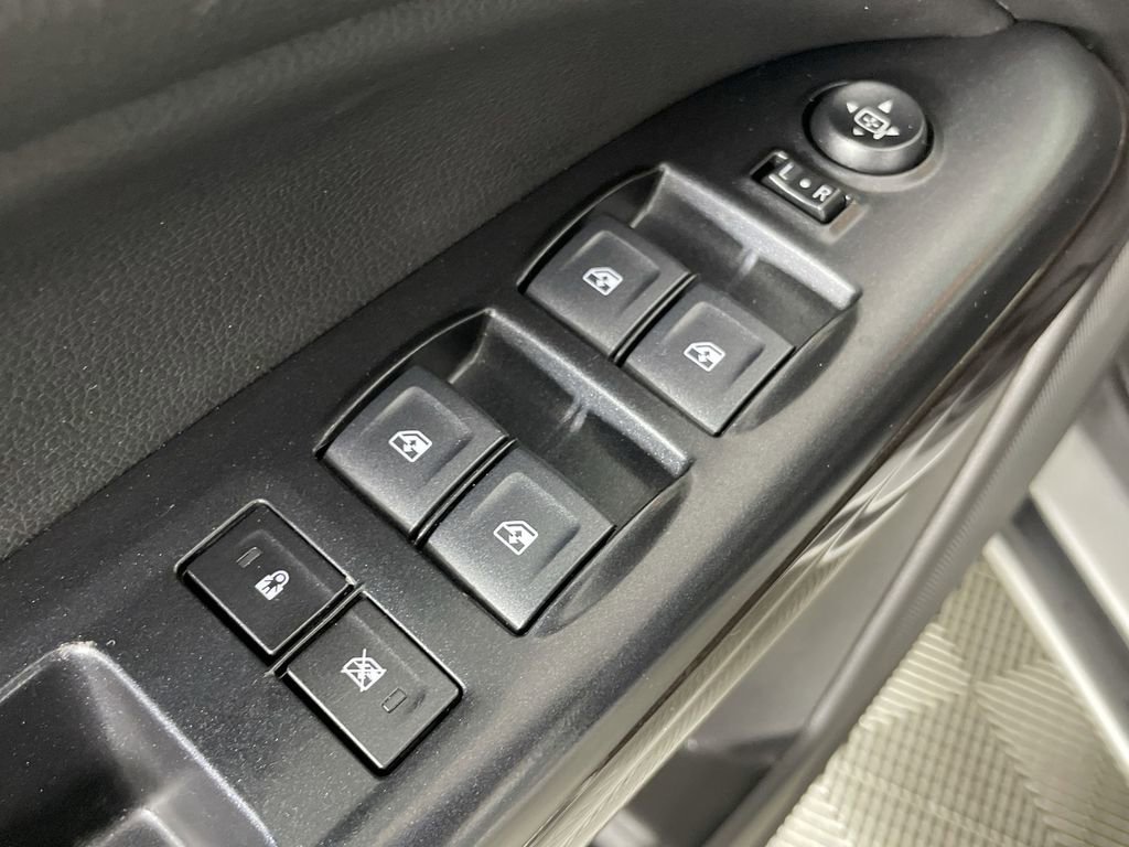 Used 2020 GMC Canyon SLE w/ Driver Alert Package image 20