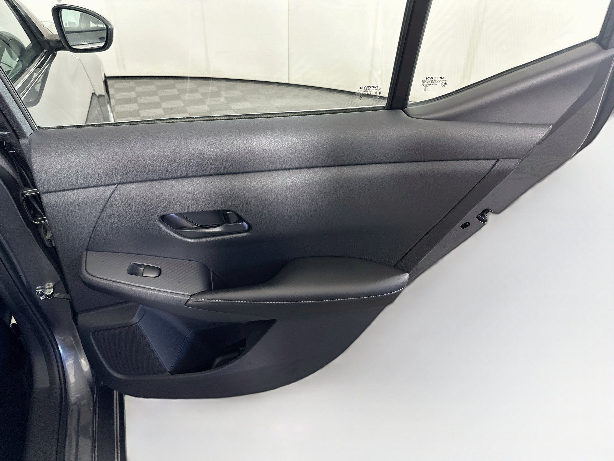 Used 2025 Nissan Sentra S FWD image 28