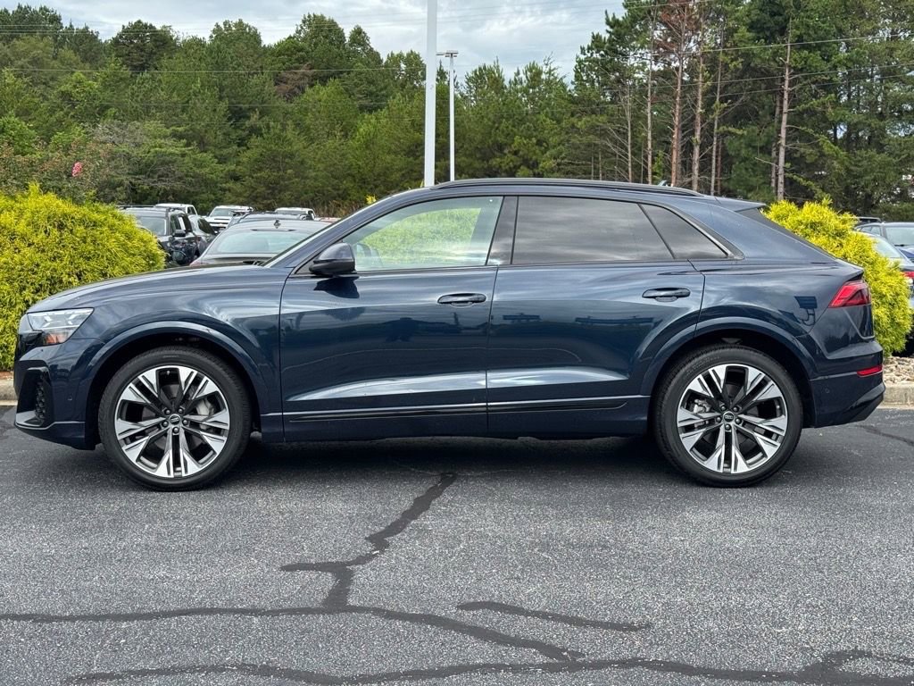 Used 2024 Audi Q8 Prestige w/ Prestige Package image 6