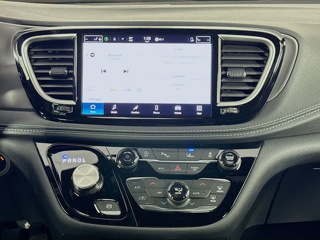 New 2026 Chrysler Pacifica Select image 28