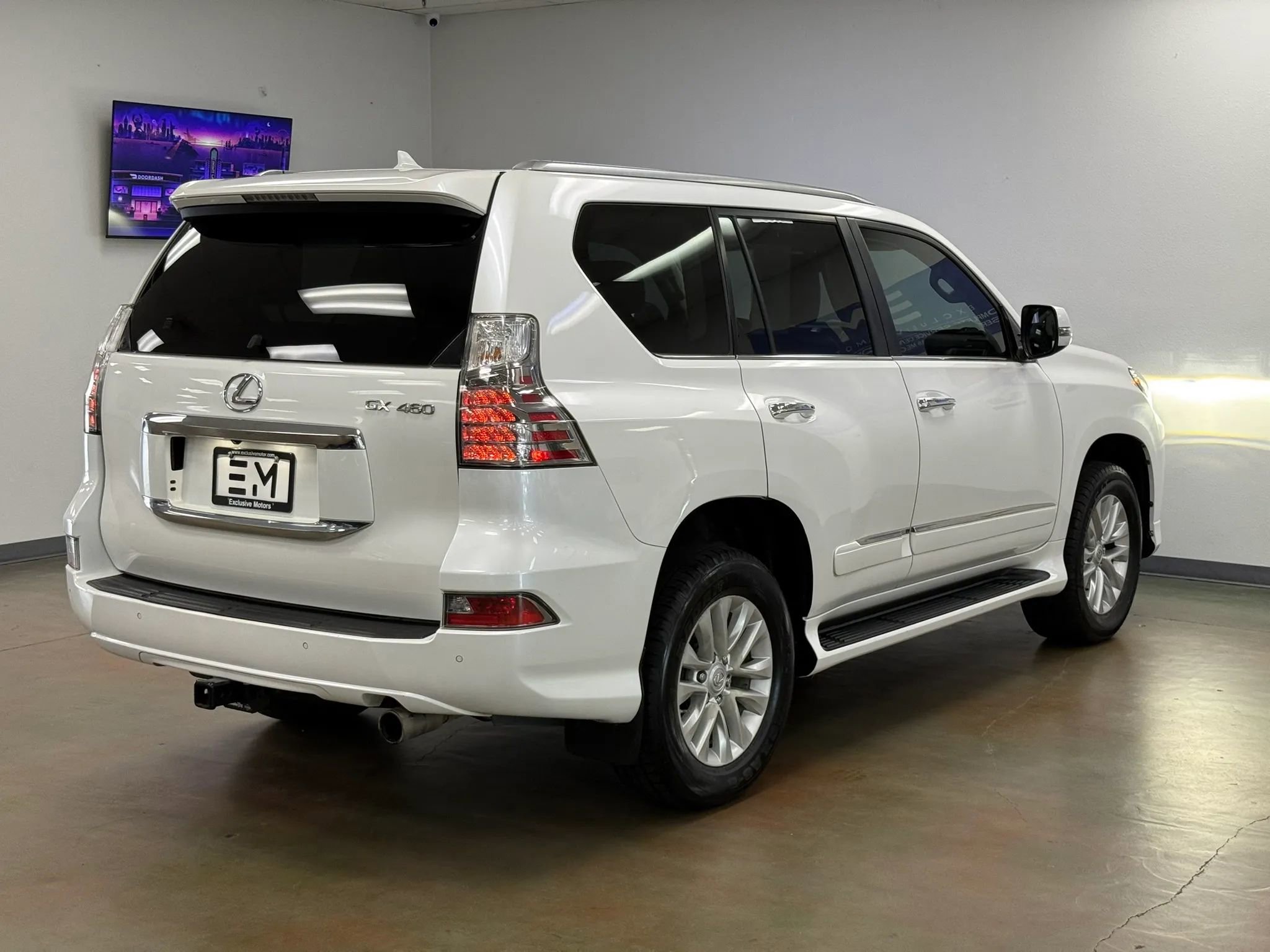 Used 2015 Lexus GX 460 w/ Premium Package AWD/4WD image 7