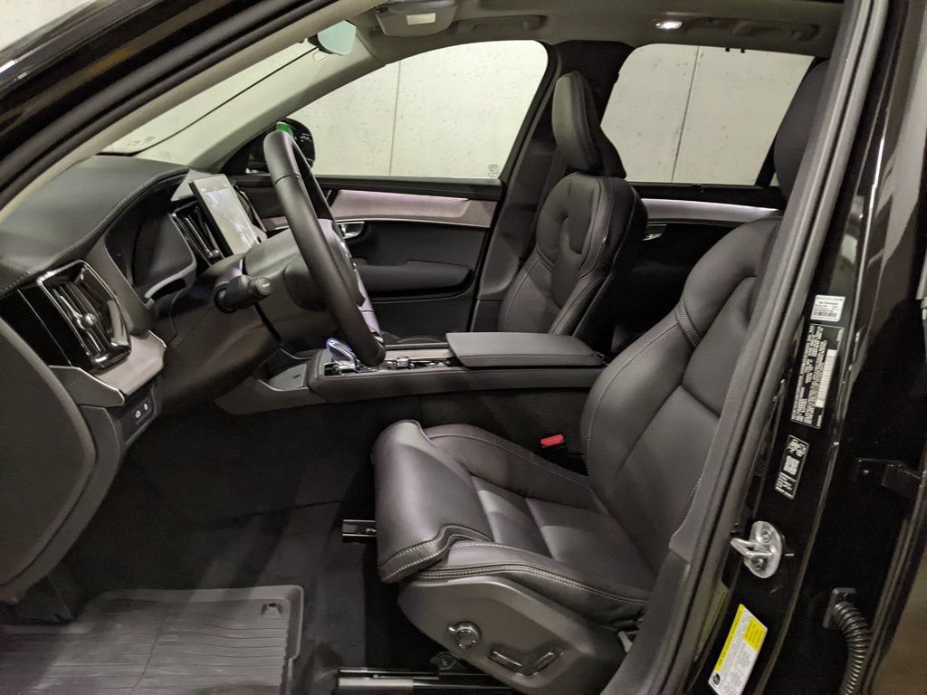 New 2026 Volvo XC90 T8 Ultra w/ Protection Package Premier AWD/4WD image 11