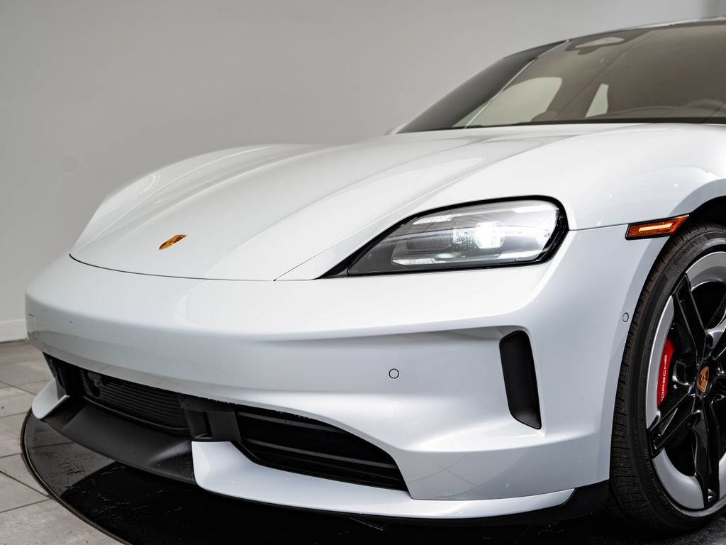 New 2026 Porsche Taycan 4S AWD/4WD image 15