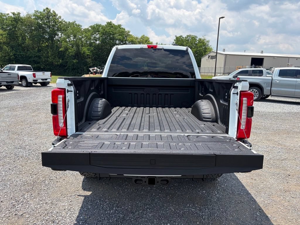 Used 2026 Ford F250 Lariat w/ Black Appearance Package AWD/4WD image 19