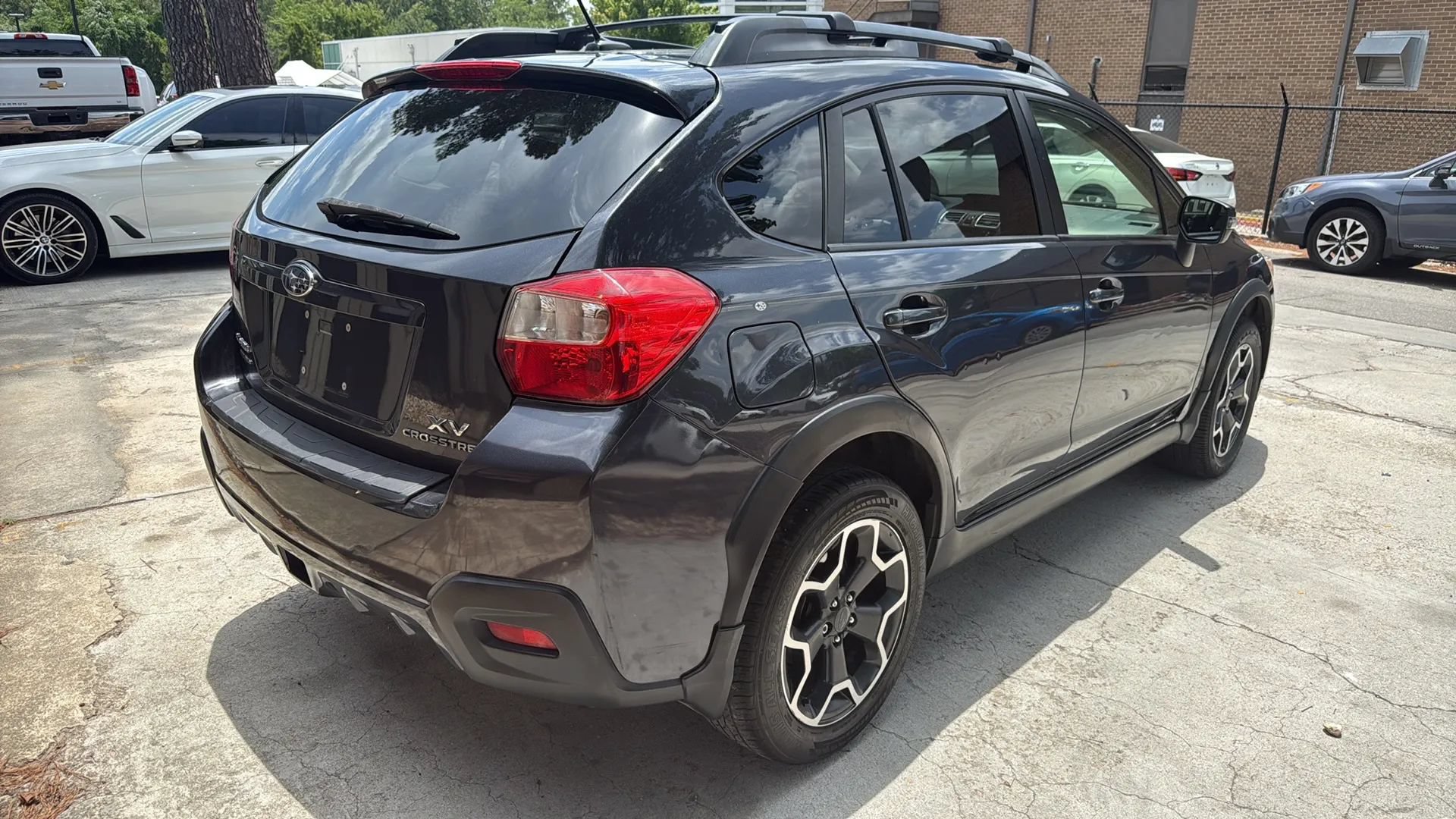 Used 2015 Subaru Crosstrek 2.0i Limited AWD/4WD image 5