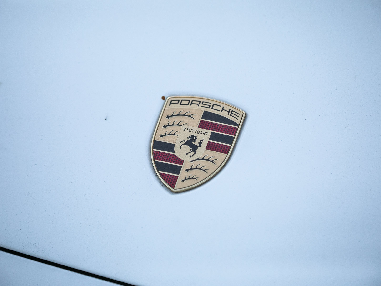 Certified 2025 Porsche Macan Electric RWD image 24