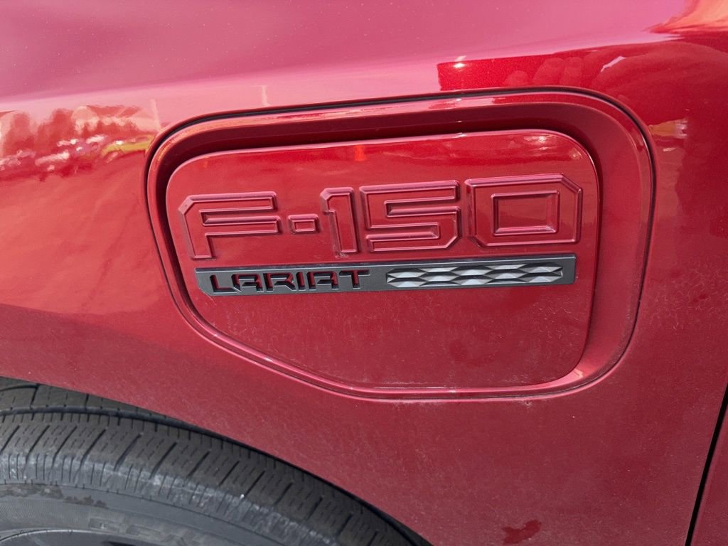 Used 2023 Ford F150 Lightning Lariat image 11