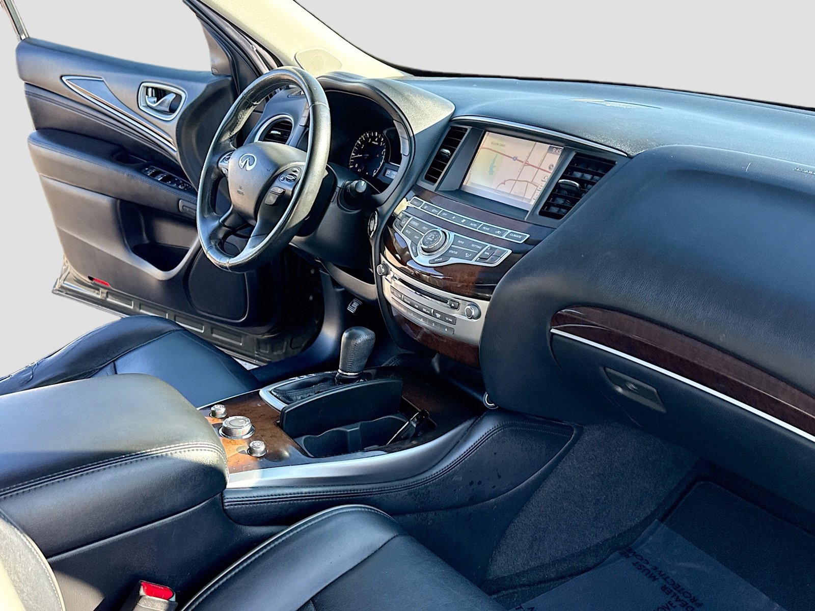 Used 2014 INFINITI QX60 FWD w/ Deluxe Touring Package image 5