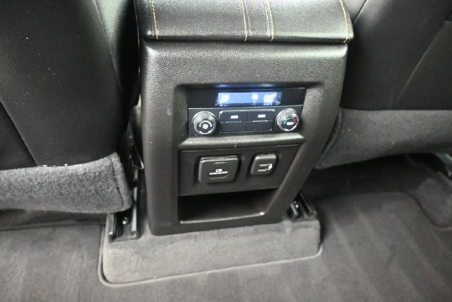 Used 2019 Chevrolet Traverse RS FWD image 7