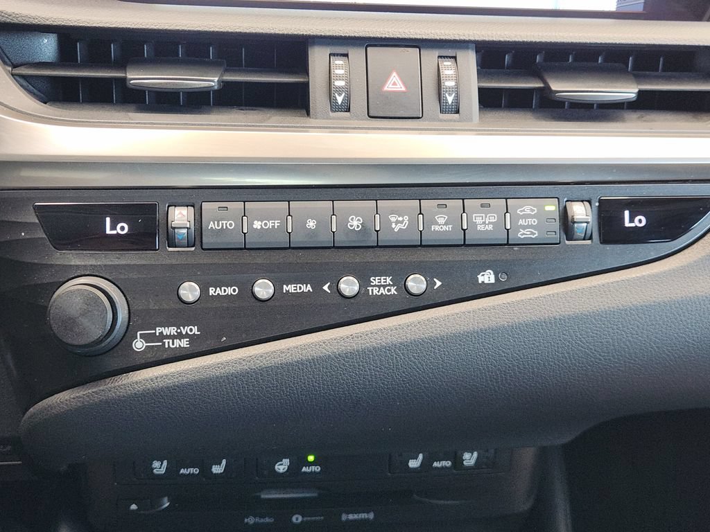 Used 2019 Lexus ES 350 w/ Premium Package FWD image 18