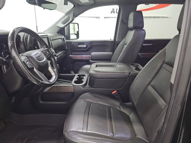 Used 2021 GMC Sierra 3500 Denali w/ Denali Ultimate Package image 21