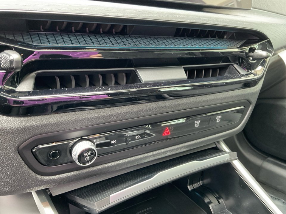 New 2026 BMW i4 xDrive40i w/ Premium Package image 18