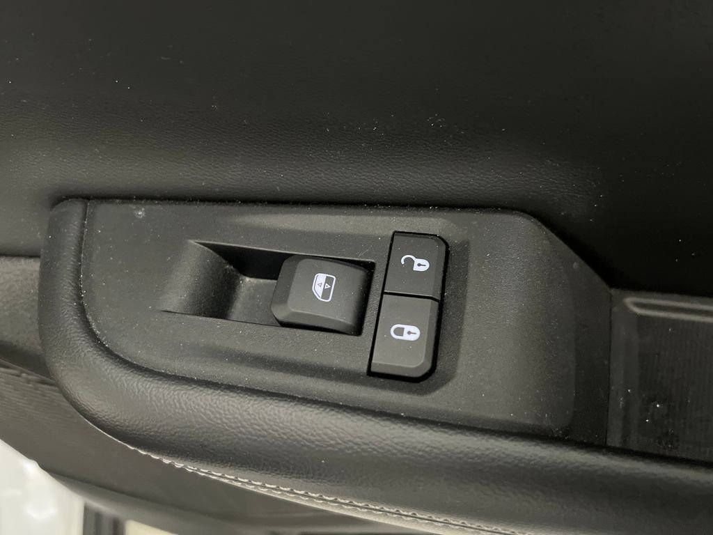 Used 2024 Jeep Grand Cherokee L Laredo image 22