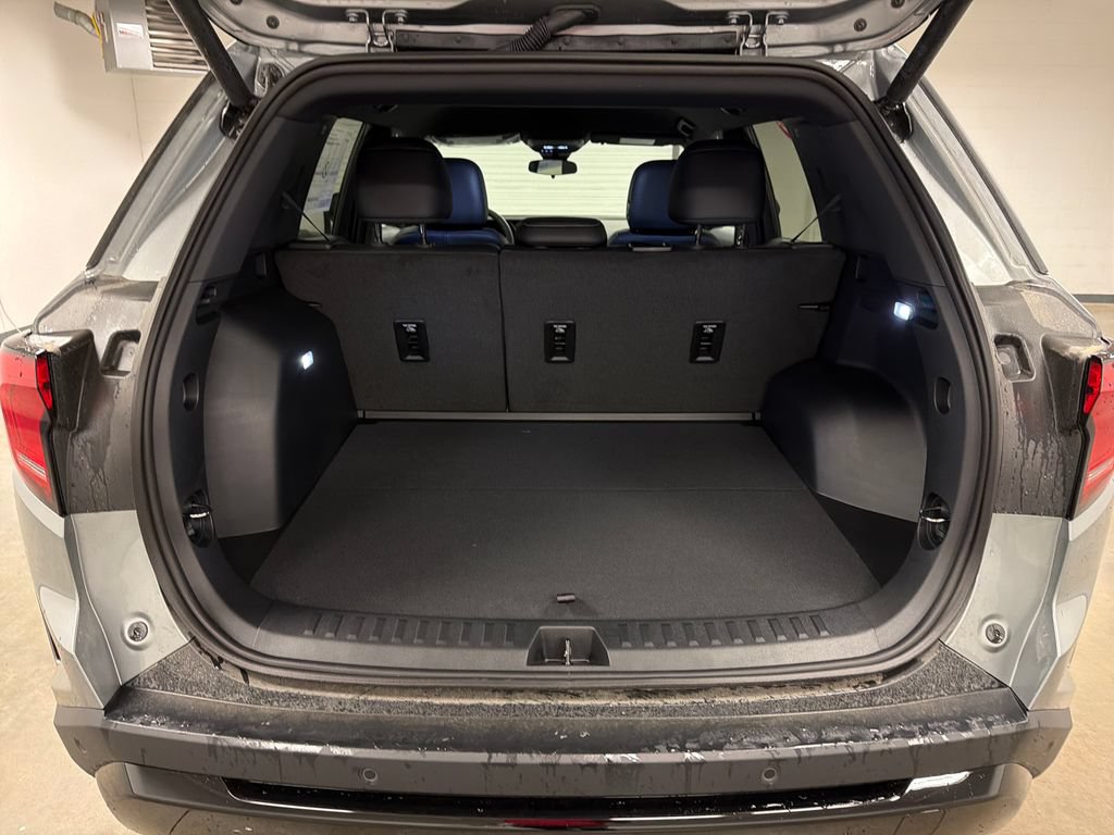 New 2027 GMC Terrain Elevation w/ Elevation Premium Package FWD image 14